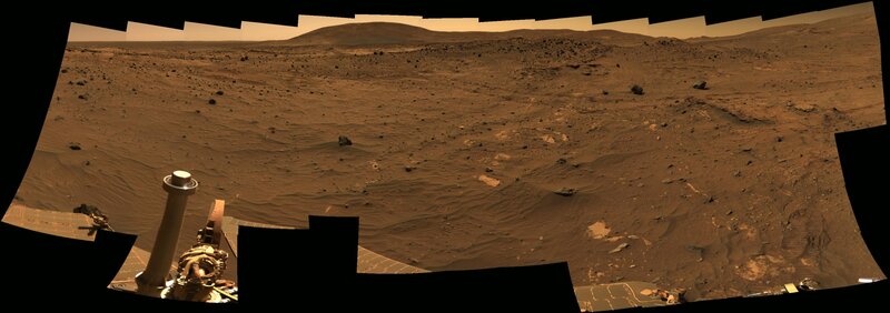 Mars rover panoramic view