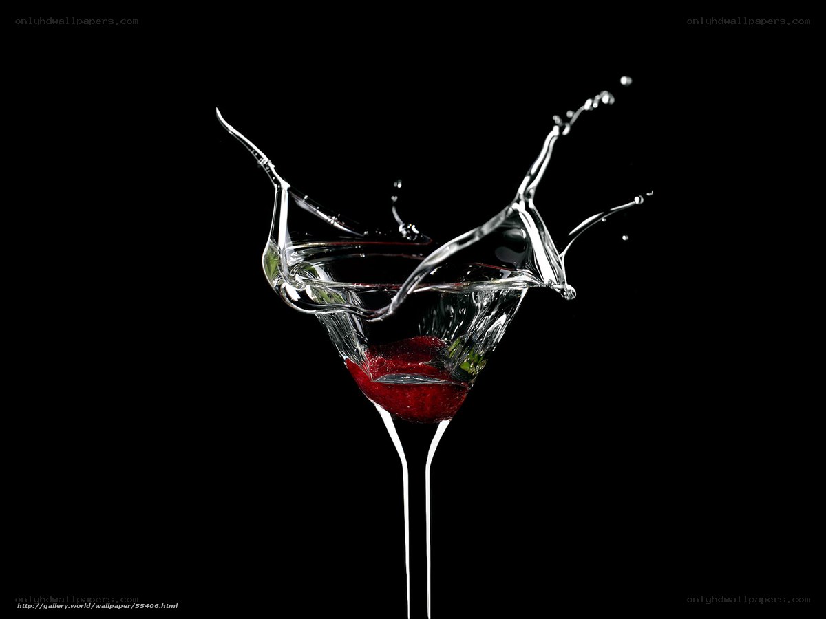 Martini splash with strawberry