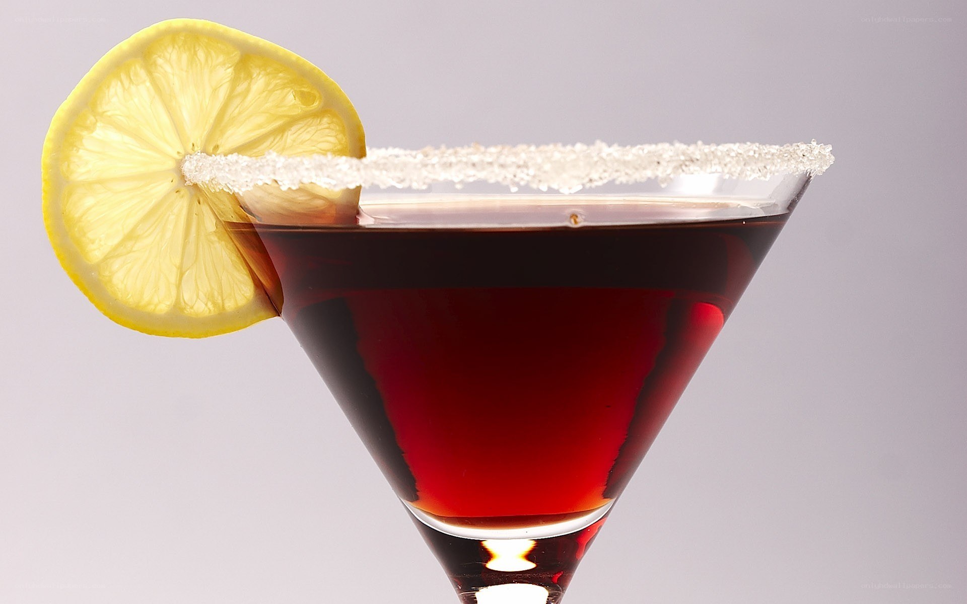 Martini with lemon and sugar