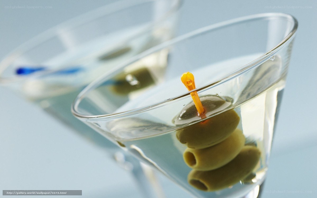 Martini with olives