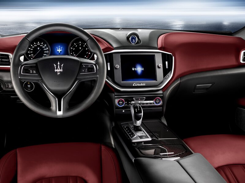 Maserati Ghibli interior