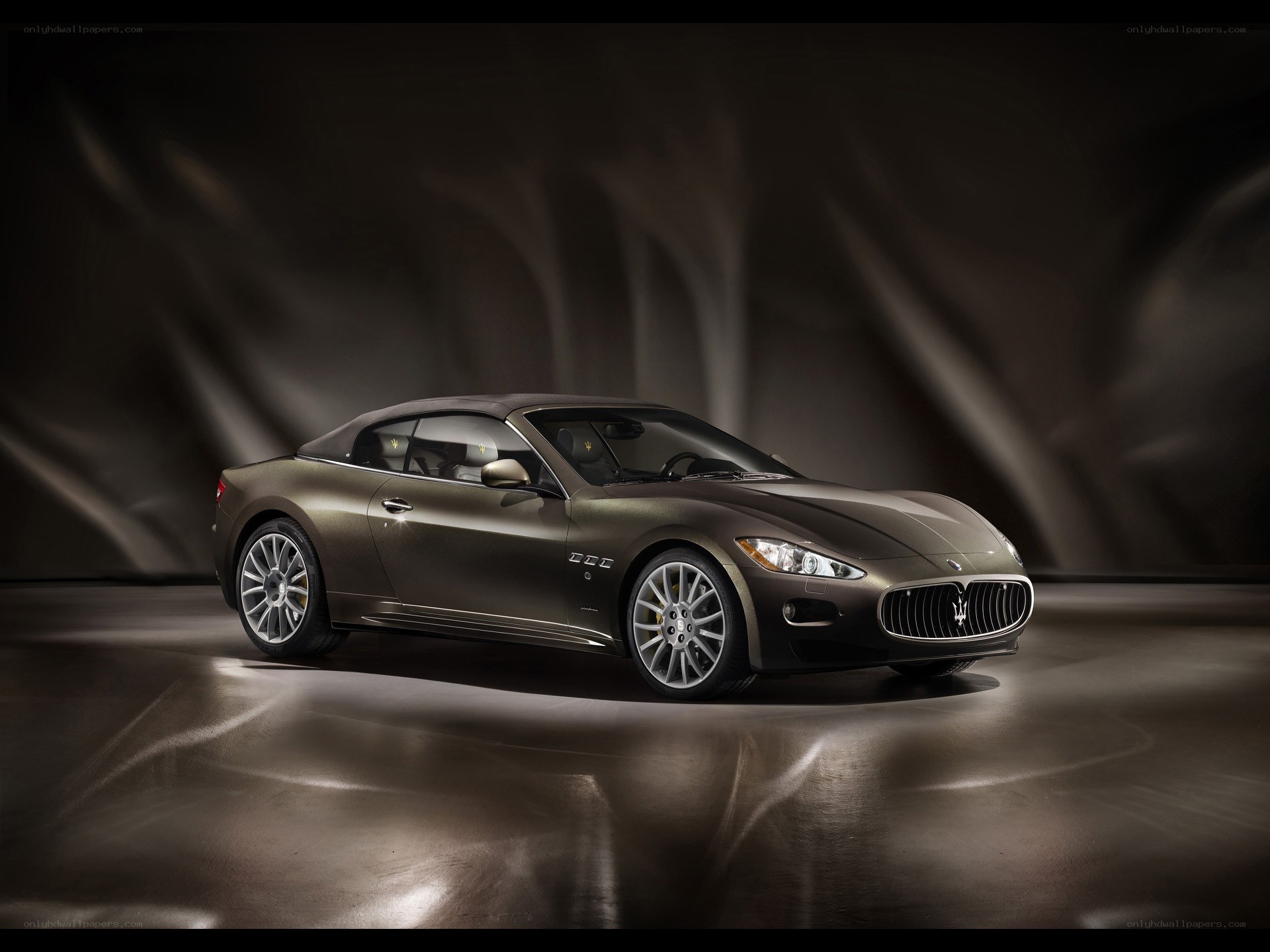 Maserati GranCabrio in studio
