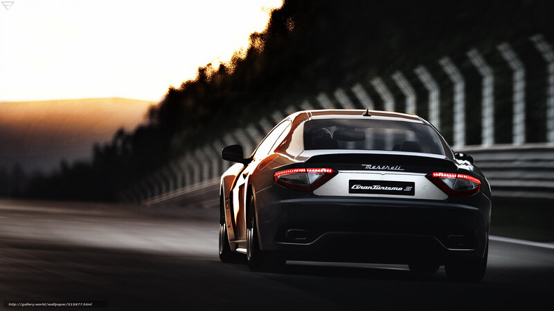 Maserati GranTurismo S on track