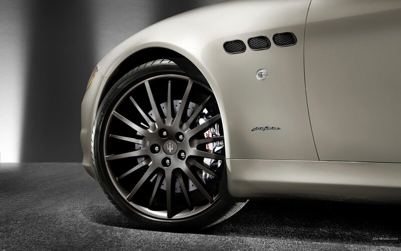 Maserati GranTurismo — Silver, Dramatic, Photograph, Wheel