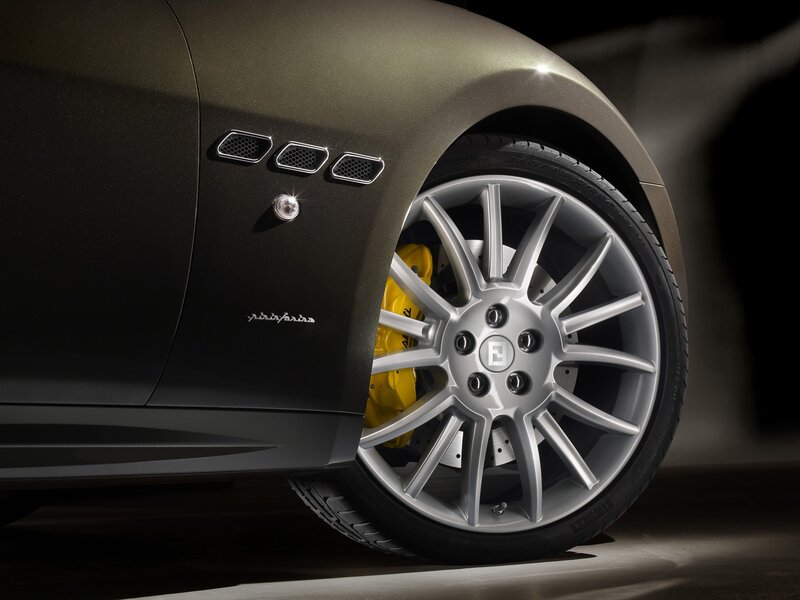 Maserati GranTurismo wheel detail