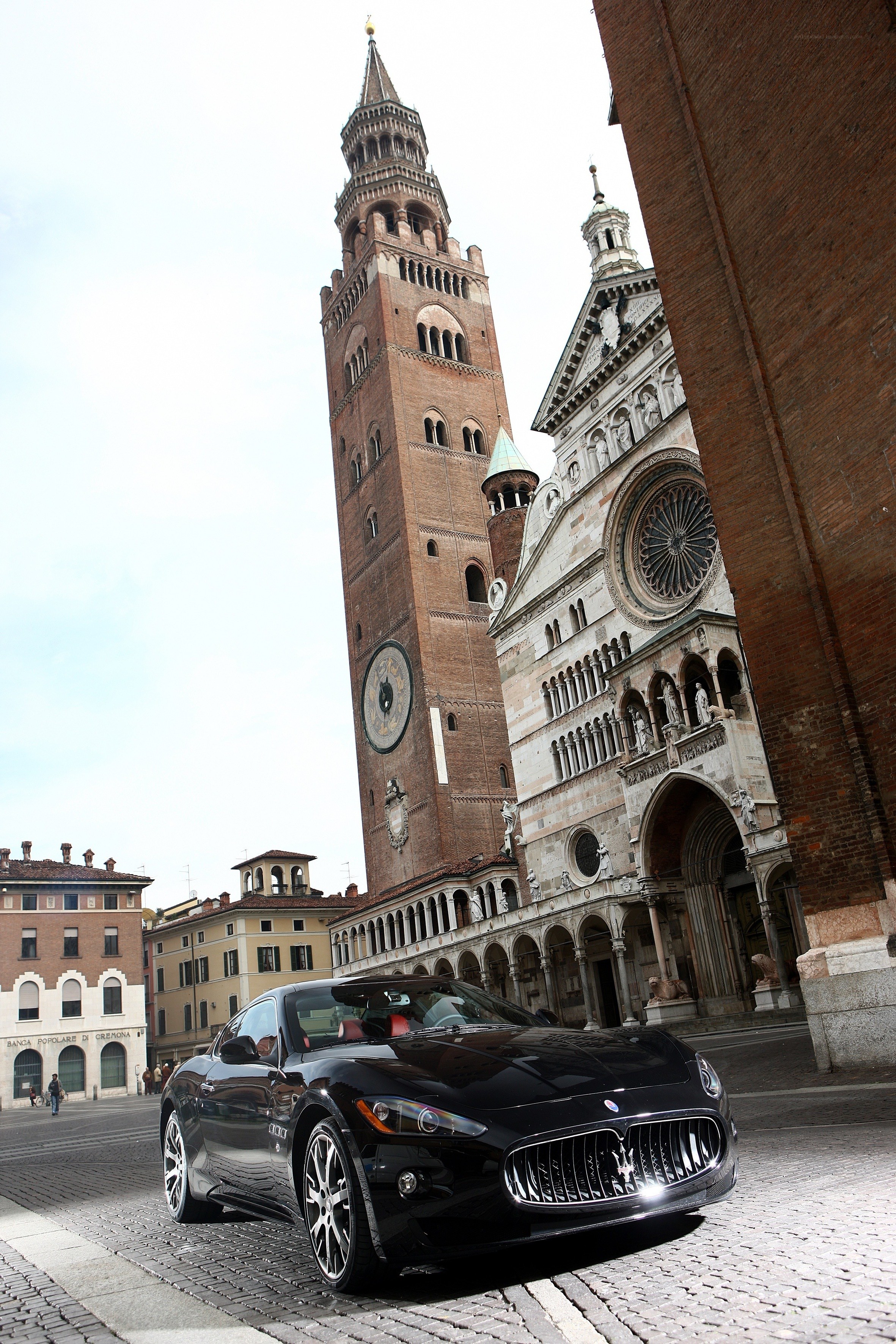 Maserati in Cremona square