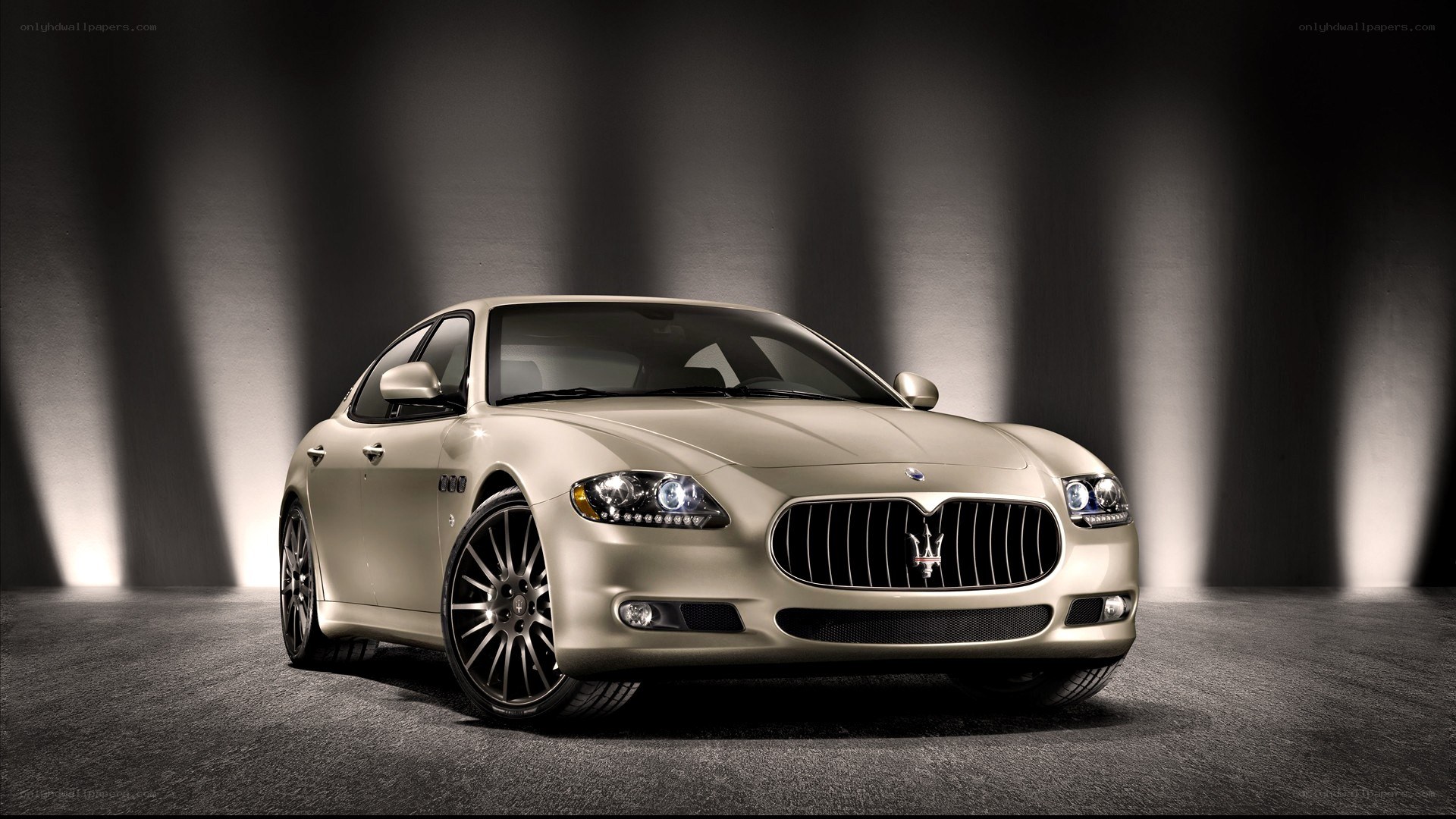 Maserati Quattroporte in studio
