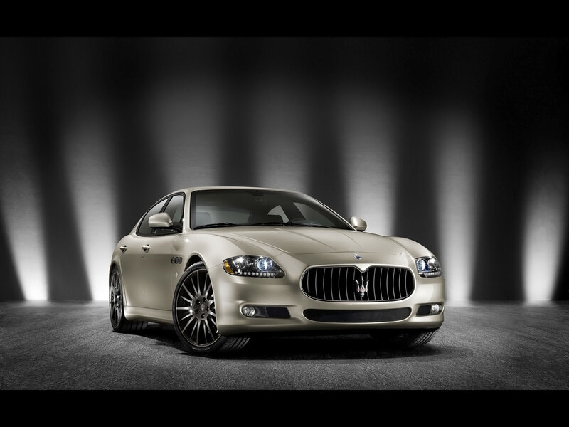 Maserati Quattroporte in studio