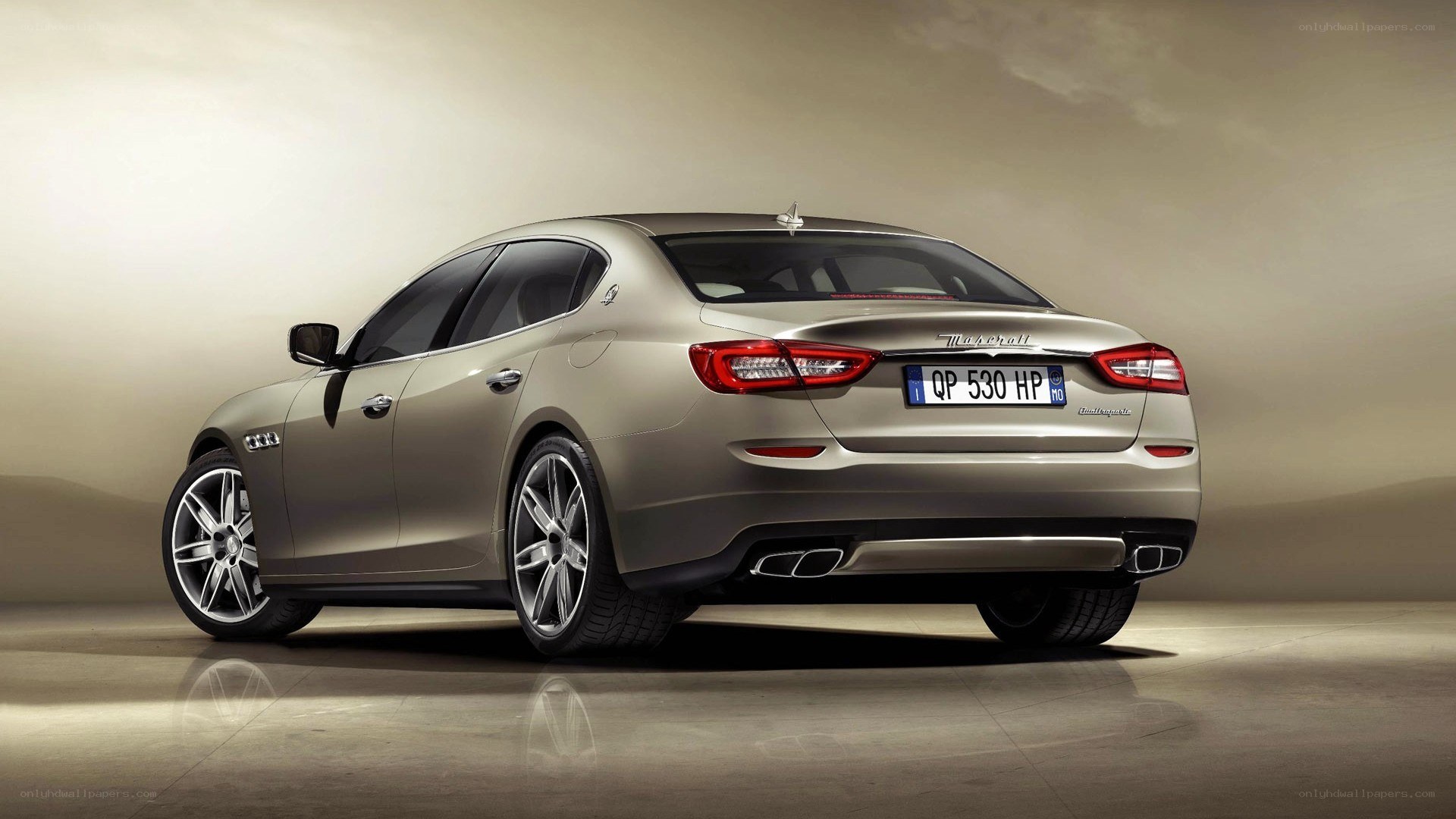 Maserati Quattroporte sedan