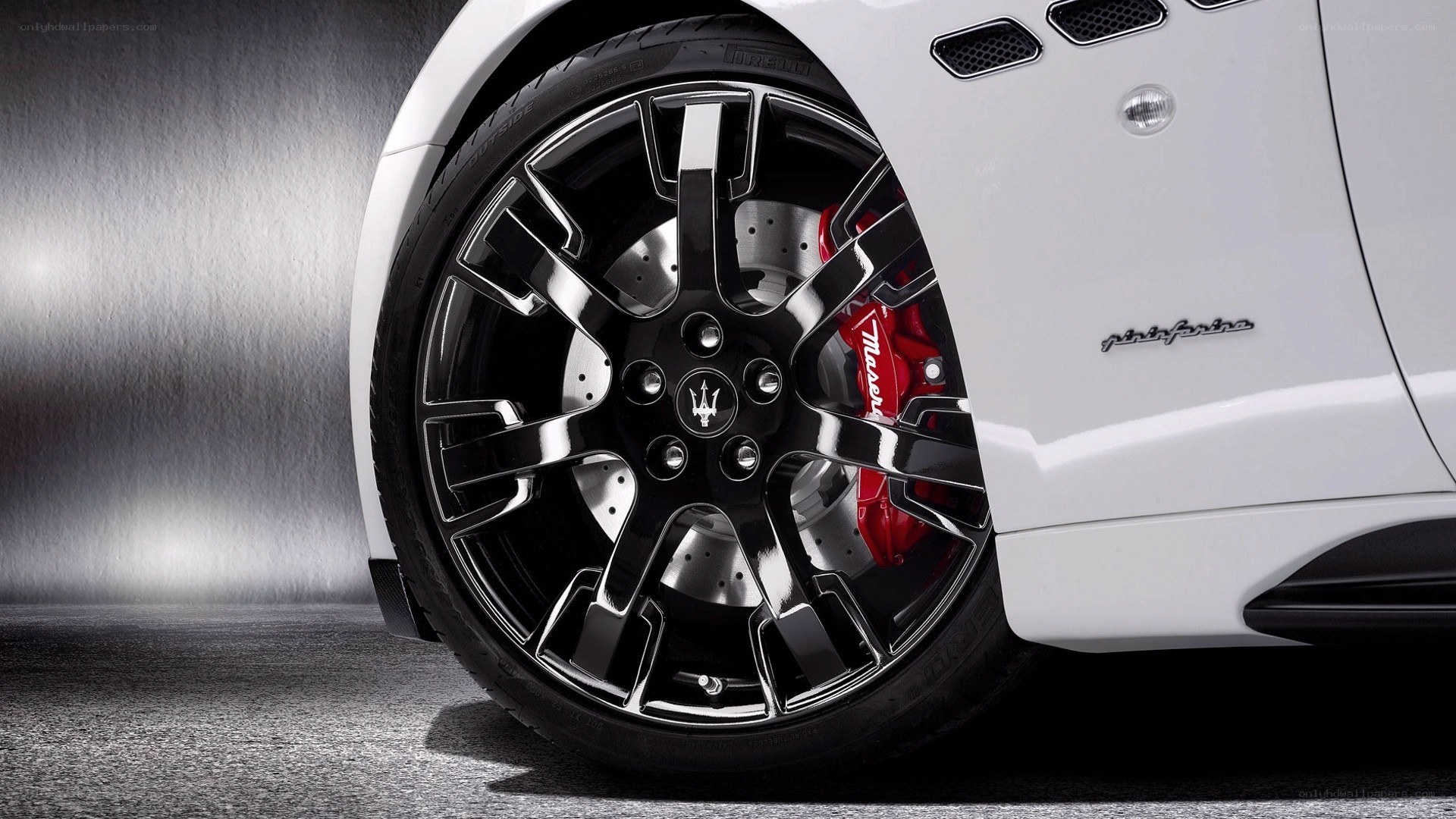 Maserati wheel and brake details