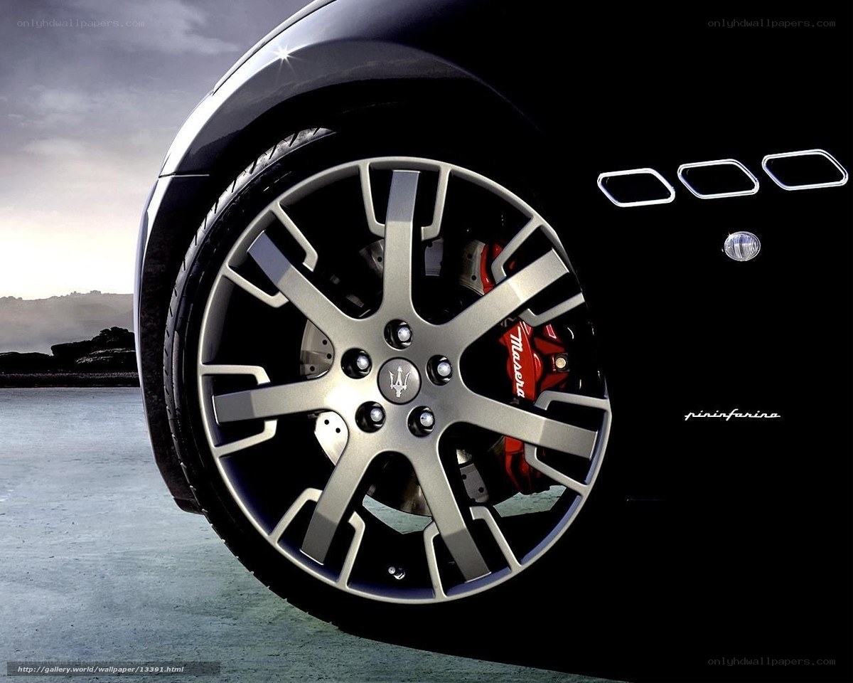 Maserati wheel close-up