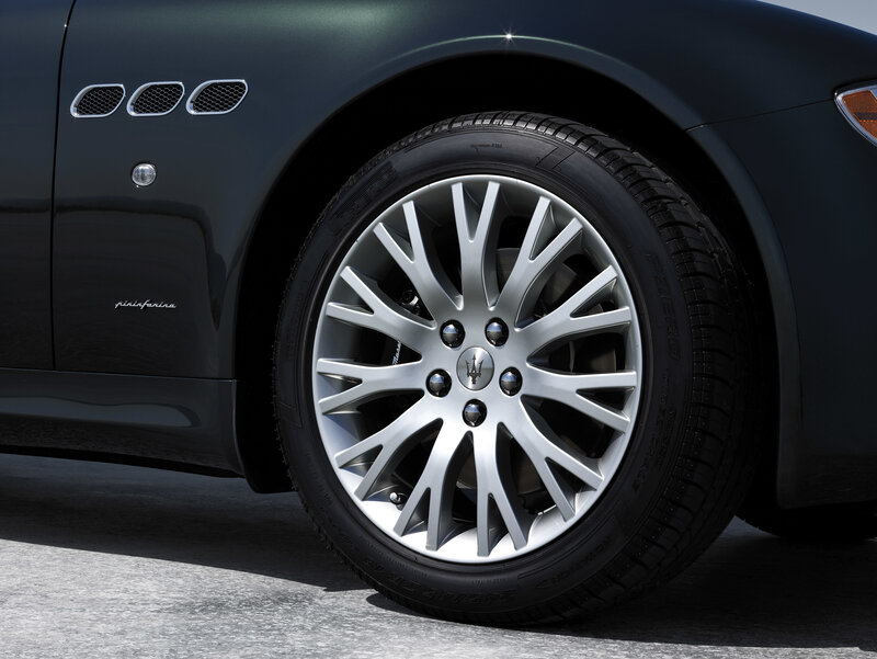 Maserati wheel detail