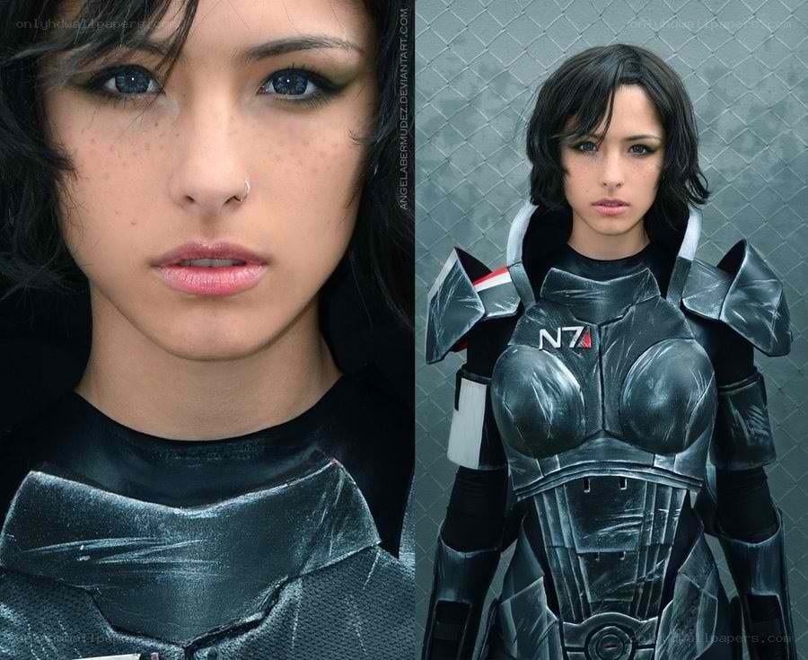 Mass Effect cosplay of Commander Shepard