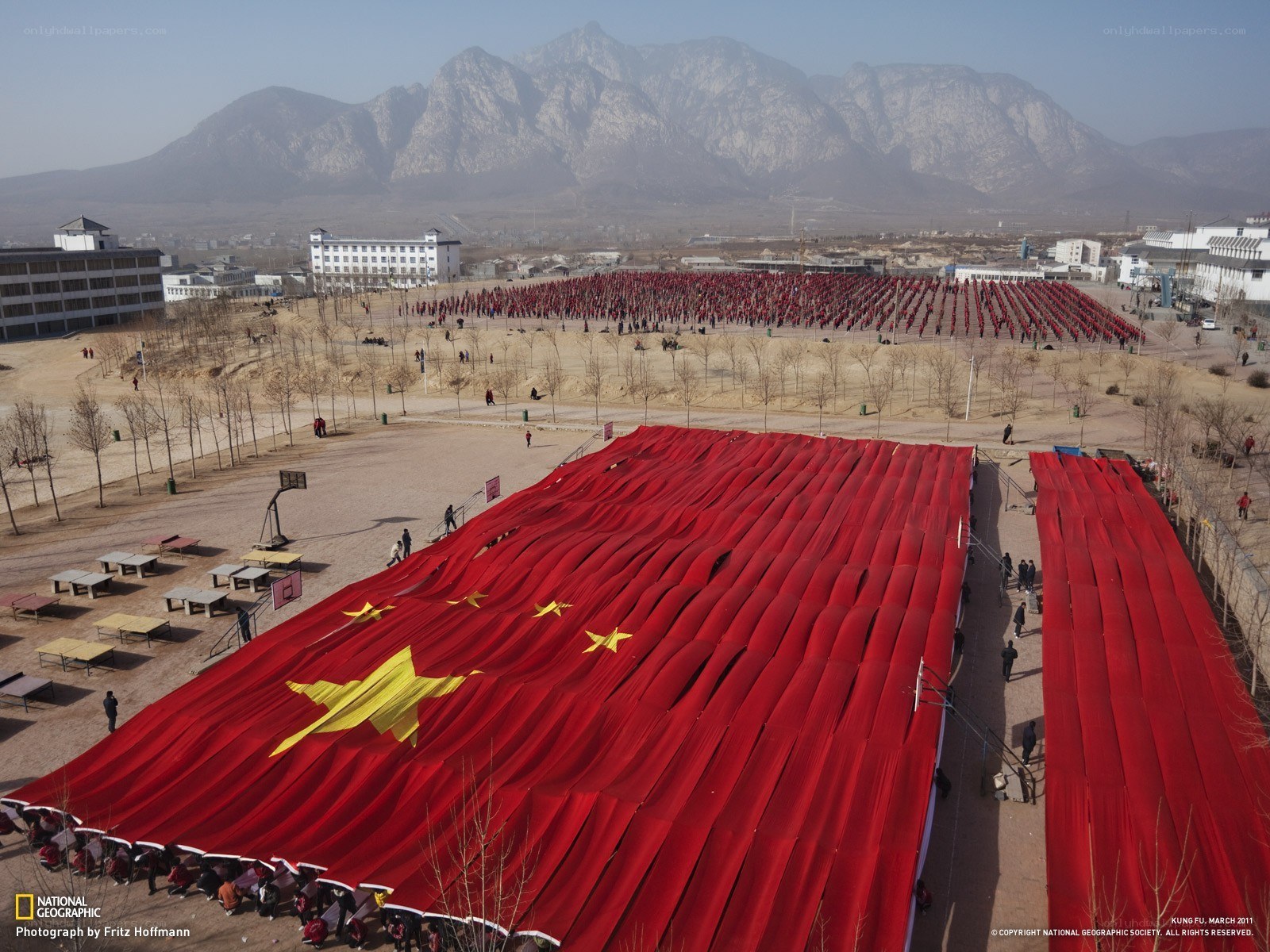 Mass flag display in China