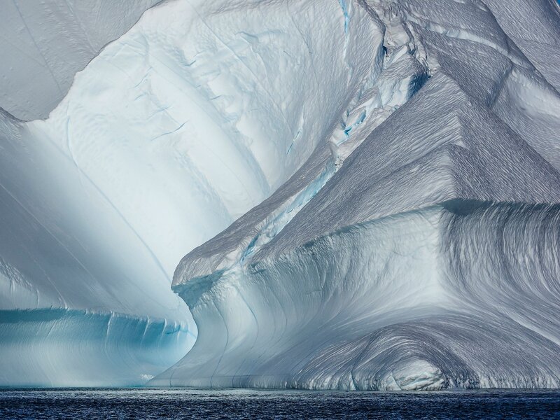 Massive Iceberg Formation