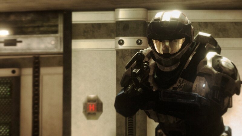 Master Chief in a corridor