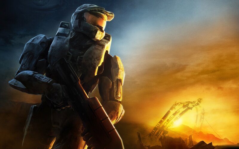 Master Chief stands in sunset