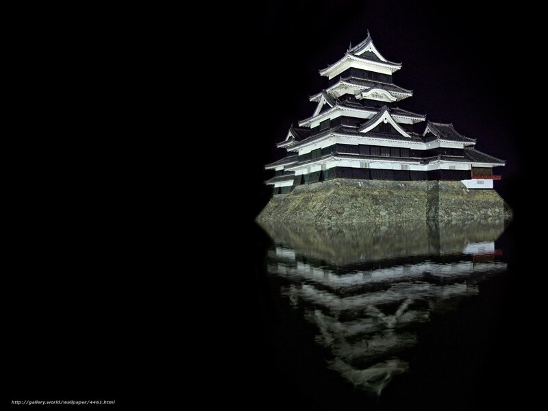Matsumoto Castle at night