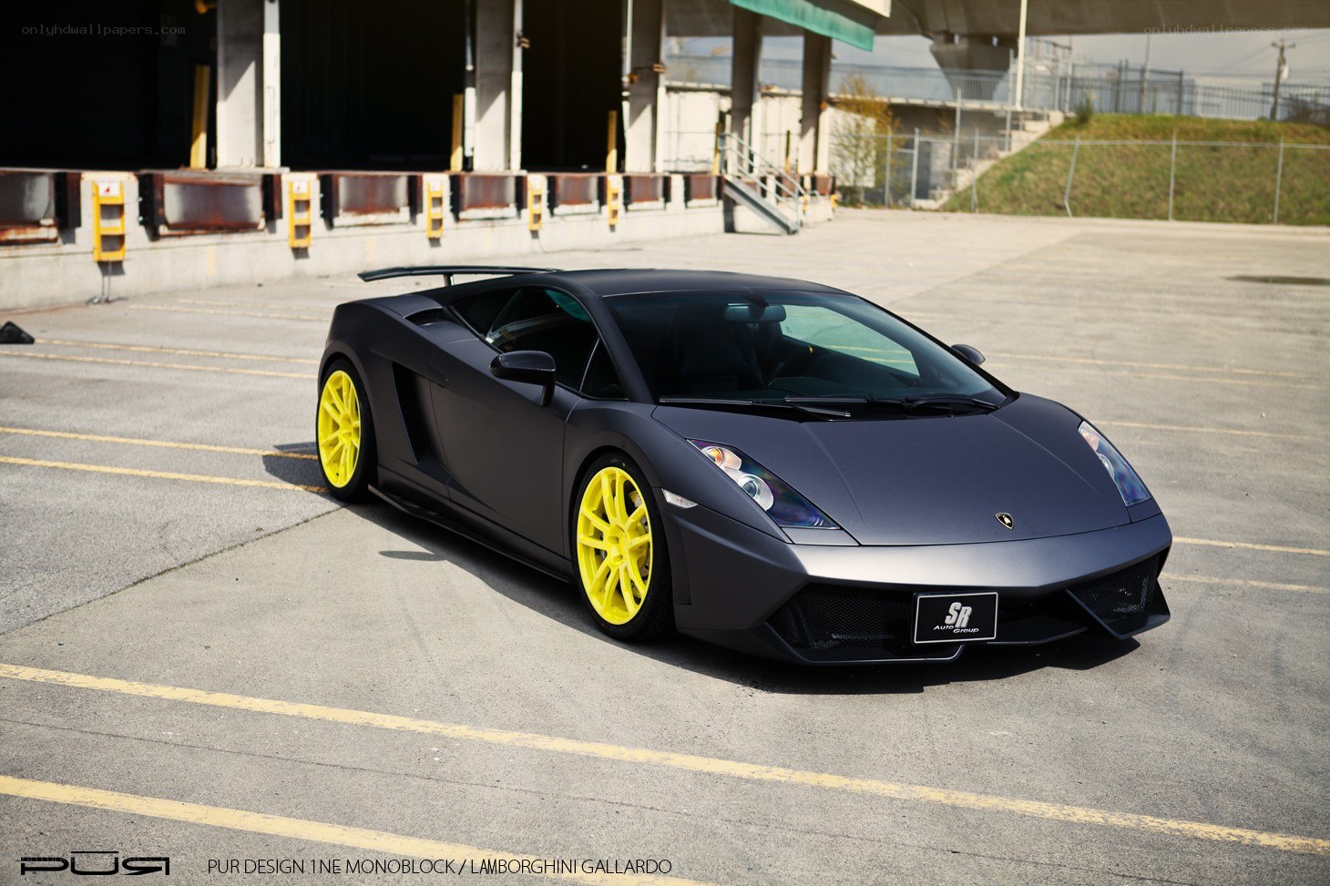 Matte black Lamborghini Gallardo