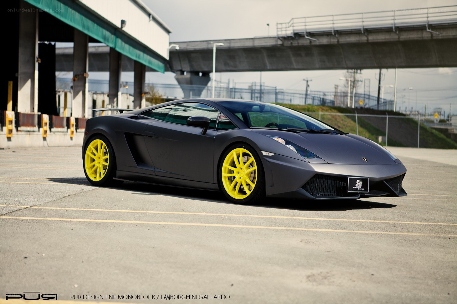 Matte black Lamborghini Gallardo