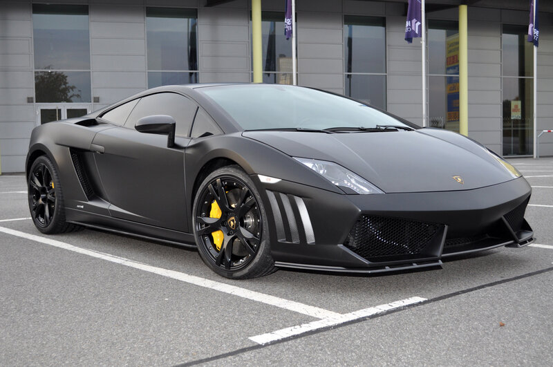 Matte black Lamborghini Gallardo