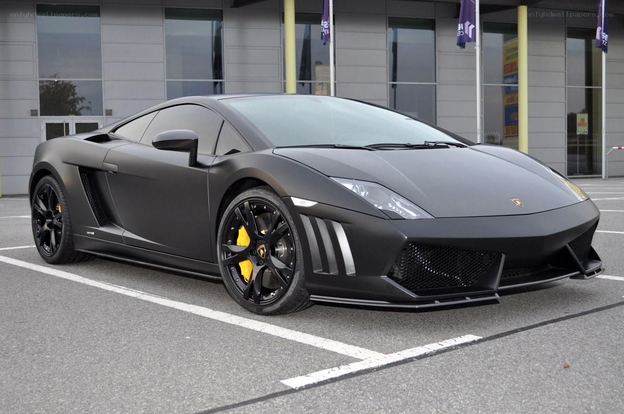 Matte black Lamborghini Gallardo