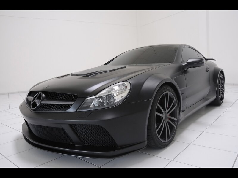 Matte black Mercedes-Benz SLR