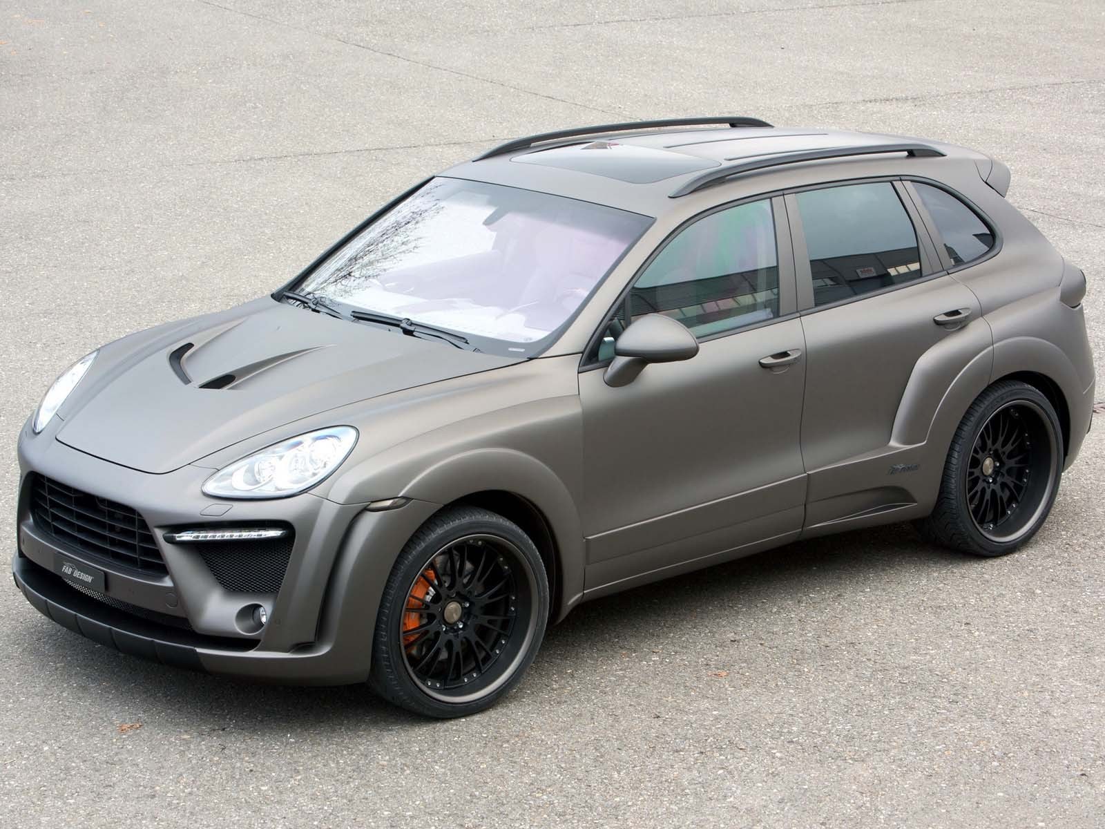 Matte gray Porsche Cayenne