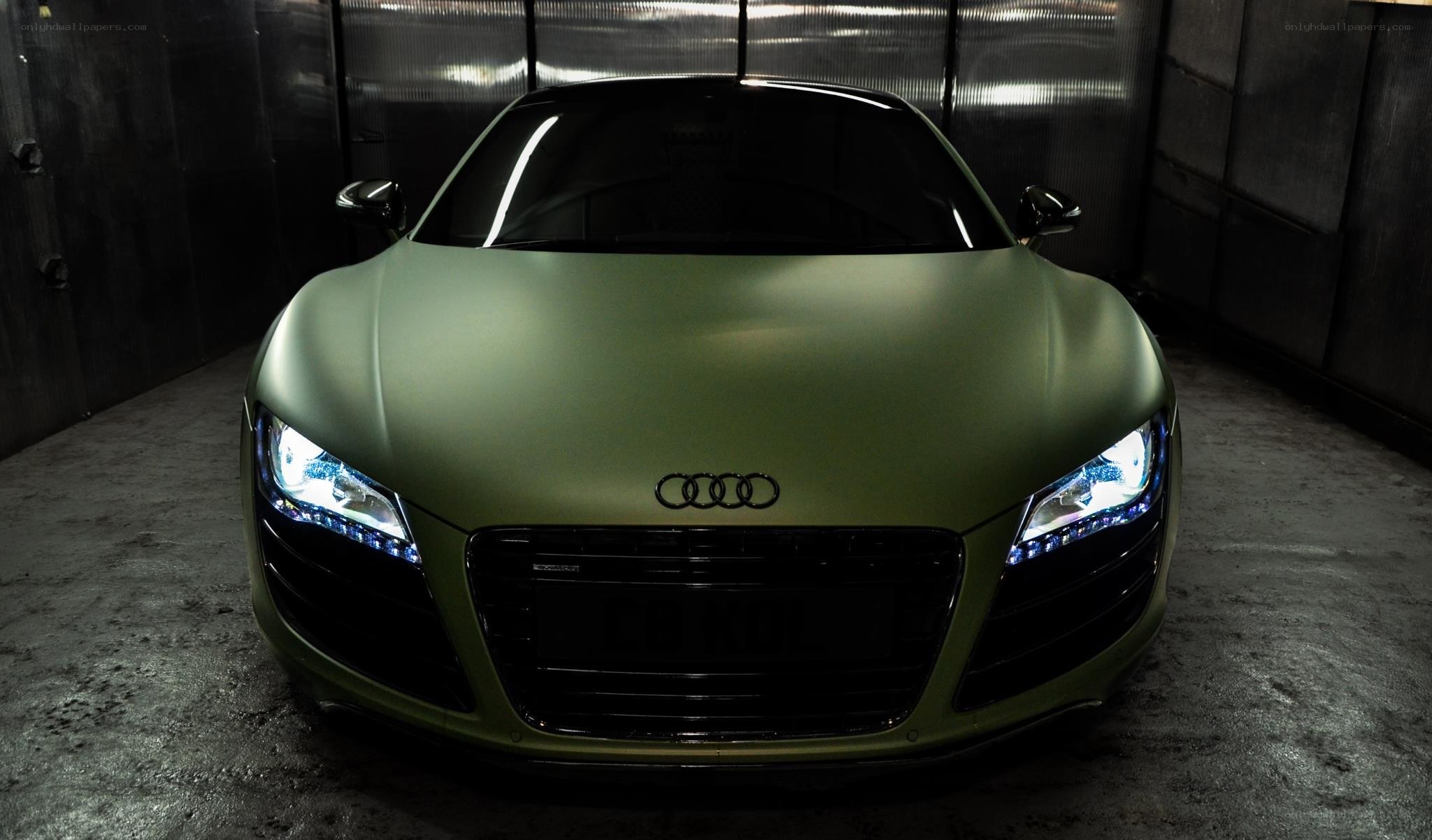 Matte green Audi R8