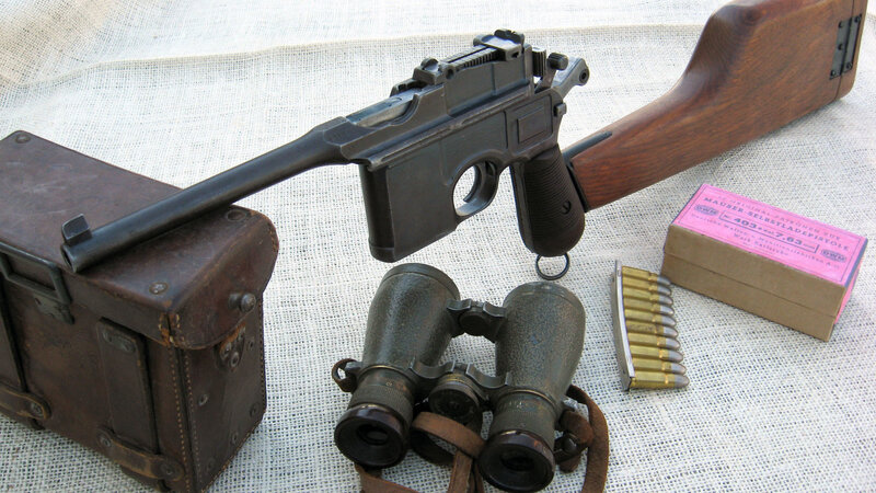 Mauser pistol with accessories