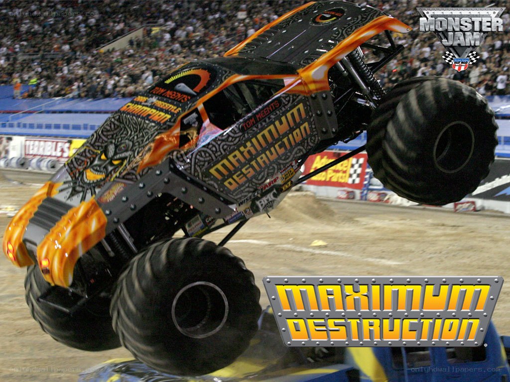 Maximum Destruction monster truck