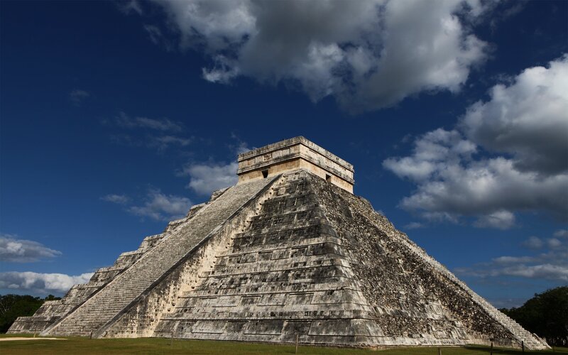Mayan pyramid at Chichen Itza