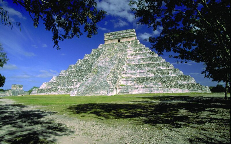 Mayan pyramid at Chichen Itza