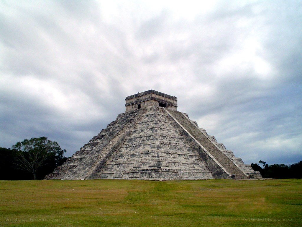 Mayan pyramid at Chichen Itza