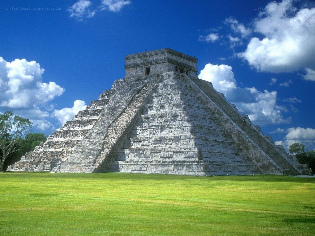 Mayan pyramid at Chichen Itza
