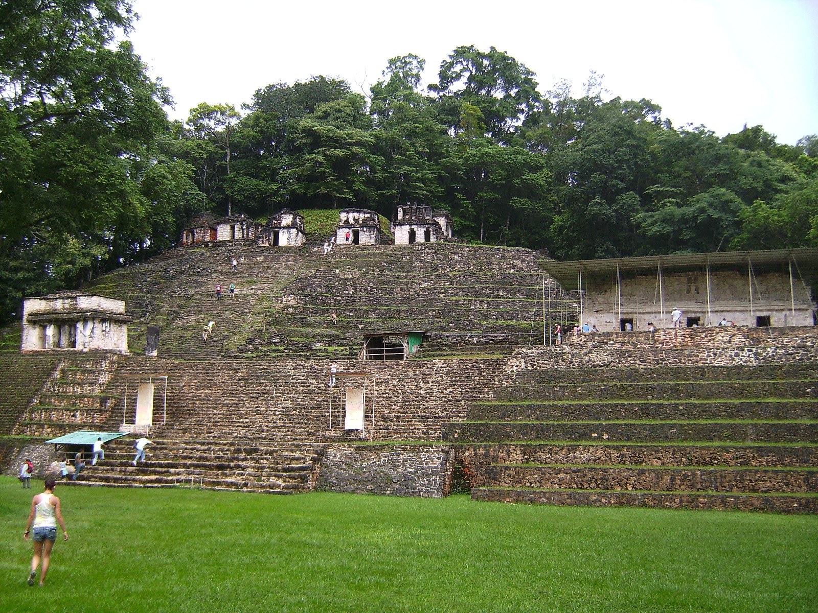 Mayan pyramid ruins