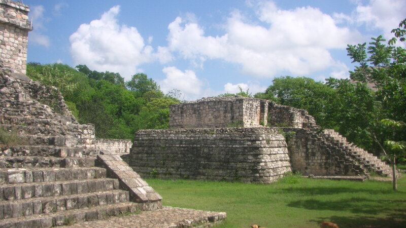 Mayan Ruins in Jungle — Green, Serene