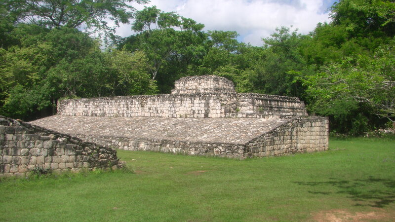 Mayan Stone Pyramid — Green