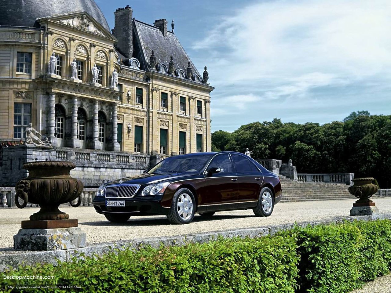 Maybach sedan at chateau