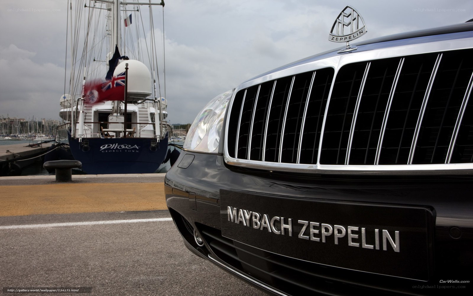 Maybach Zeppelin at marina