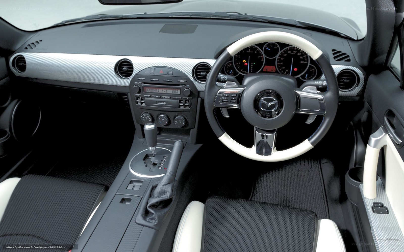 Mazda MX-5 interior