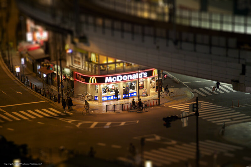 McDonald's at night in Japan