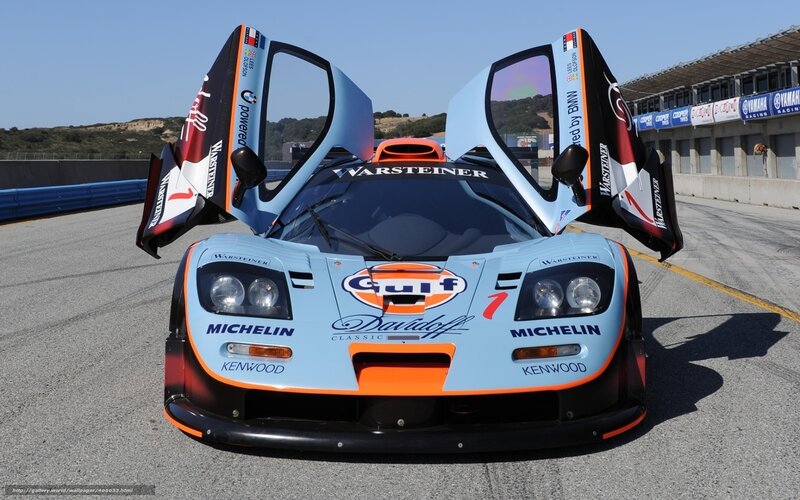 McLaren F1 GTR Race Car — Light Blue