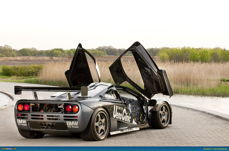 McLaren F1 race car