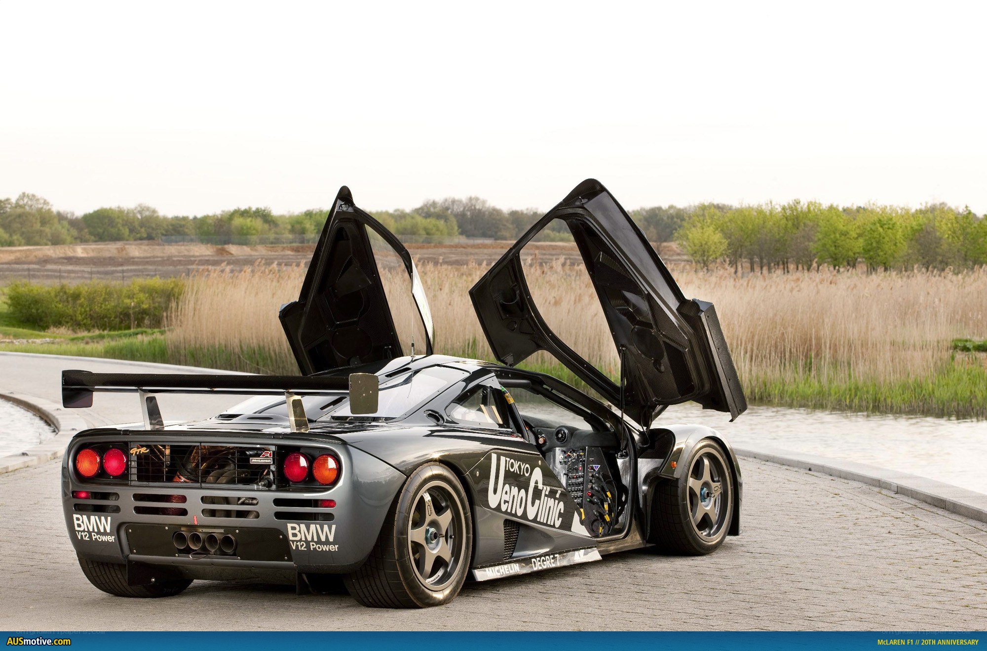 McLaren F1 race car