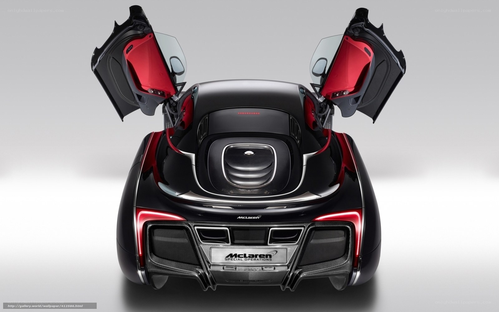 McLaren P1 rear view