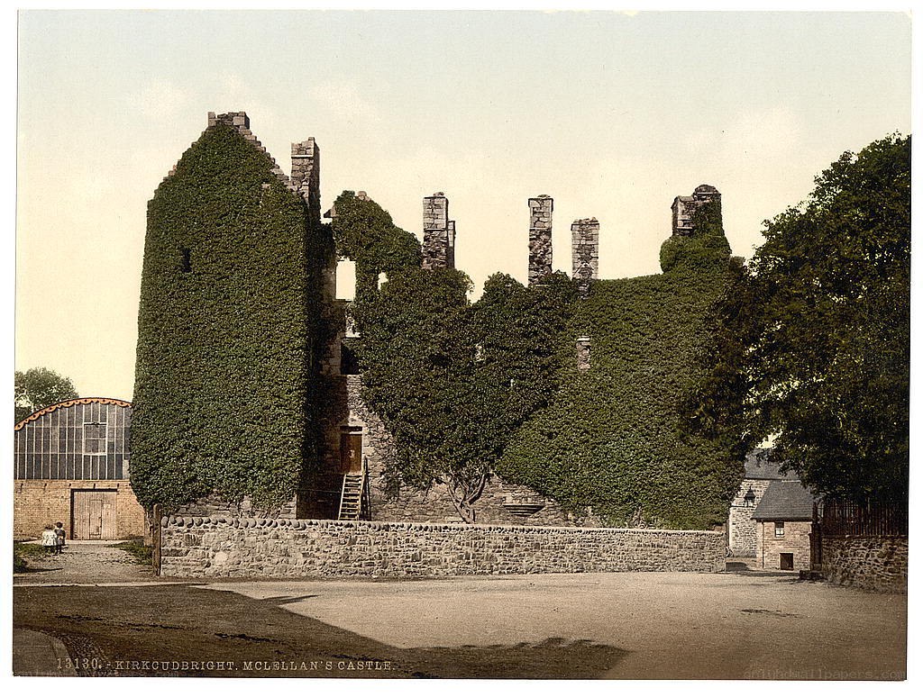 McLellan's Castle ruins