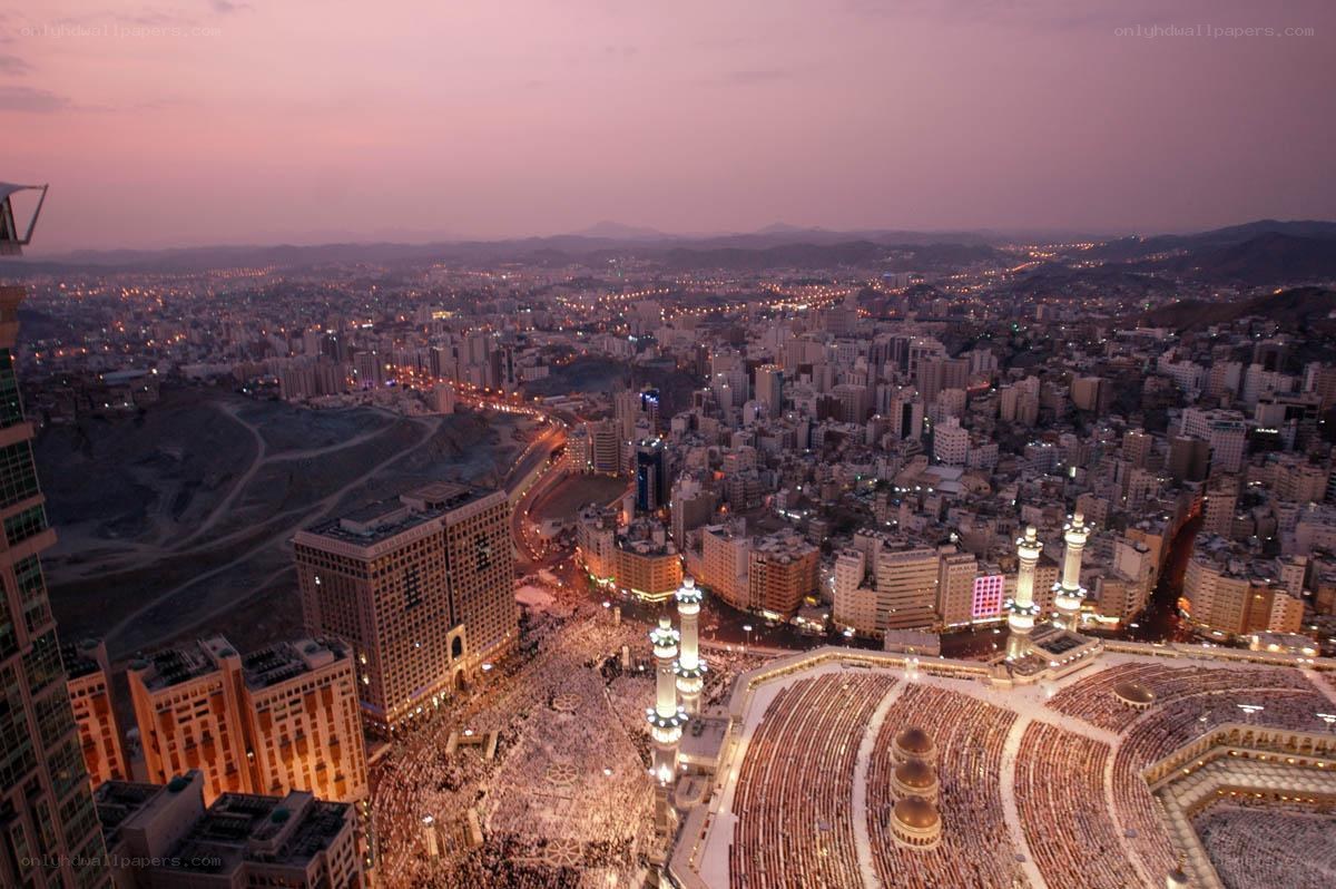 Mecca at dusk with pilgrims
