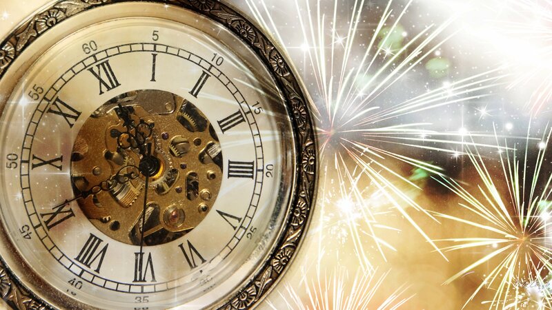 Mechanical Clock with Fireworks