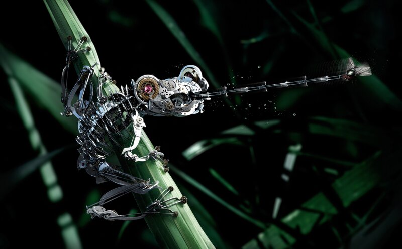 Mechanical Insect on Leaf — Green